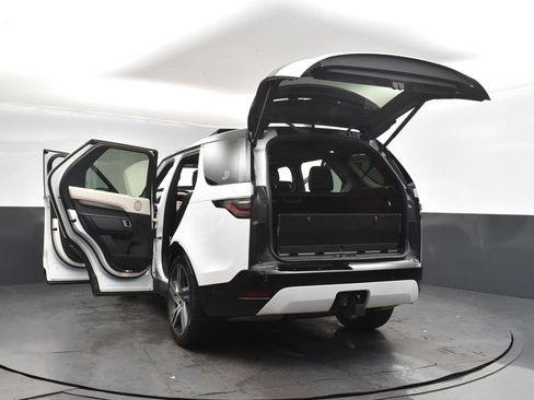 Used 2023 Land Rover Discovery HSE R-Dynamic image 53