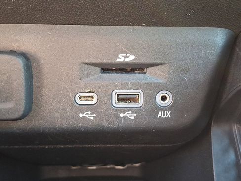 Used 2021 Chevrolet TrailBlazer ACTIV w/ Sun and Liftgate Package image 24