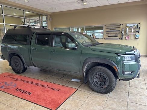 Used 2026 Nissan Frontier PRO-4X w/ Pro Premium Package image 5