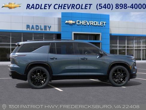 New 2026 Chevrolet Traverse RS image 5