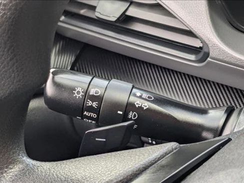 Certified 2024 Subaru Crosstrek 2.0i Premium w/ Crosstrek Mirror Package AWD/4WD image 15