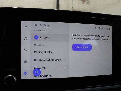 Used 2025 Toyota Camry SE image 27