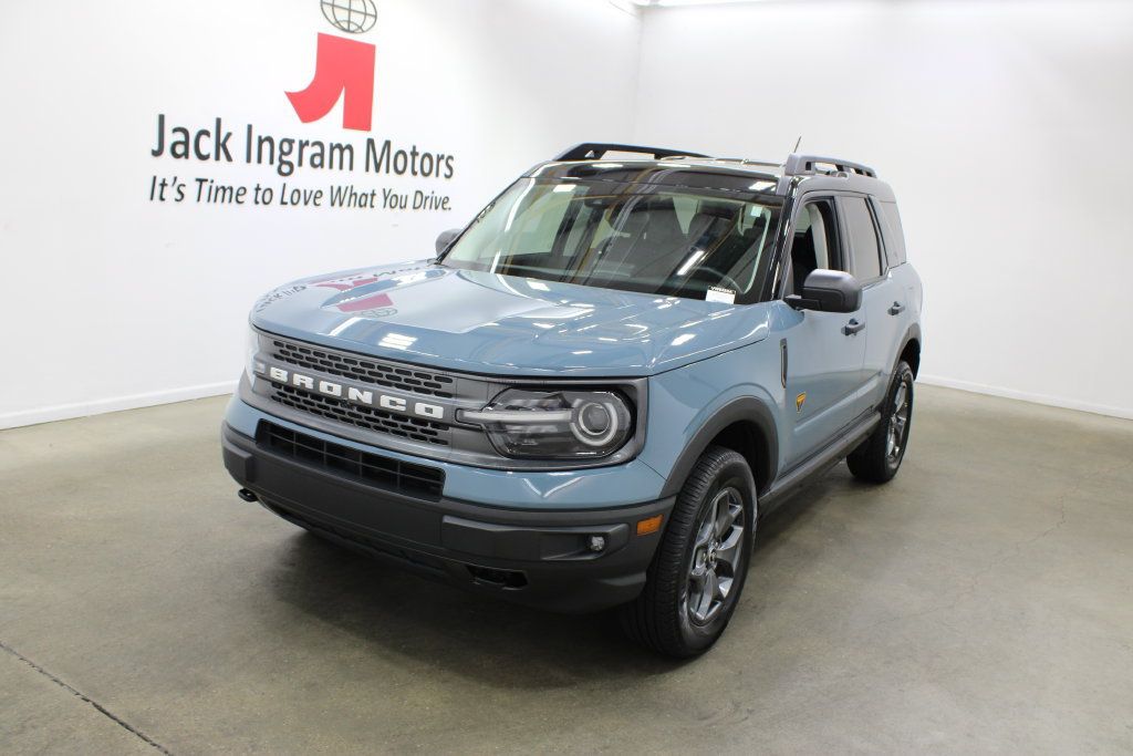 Used 2022 Ford Bronco Sport Badlands AWD/4WD image 2