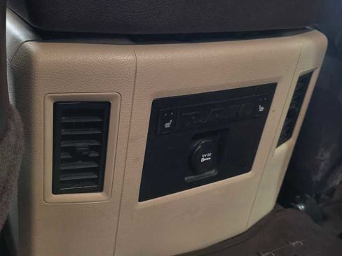 Used 2015 RAM 2500 Longhorn image 22