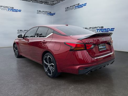 Used 2023 Nissan Altima 2.5 SR image 7