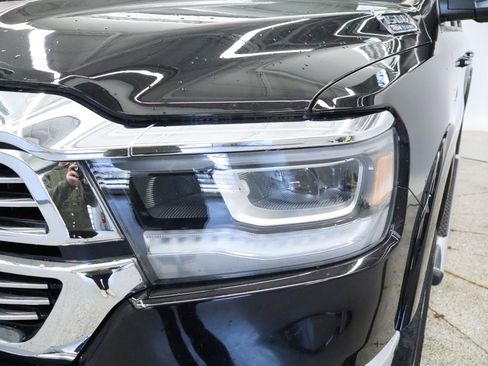Used 2022 RAM 1500 Laramie AWD/4WD image 10