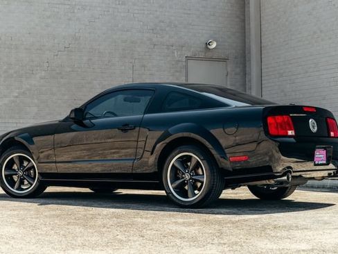 Used 2008 Ford Mustang GT Premium RWD image 42