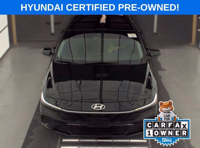 Used 2025 Hyundai Elantra Hybrid FWD image 2