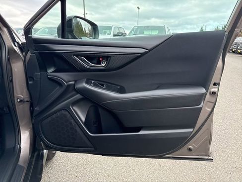 Used 2024 Subaru Outback Premium image 13