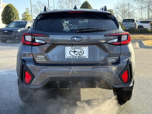 Used 2024 Subaru Crosstrek 2.0i Premium image 4