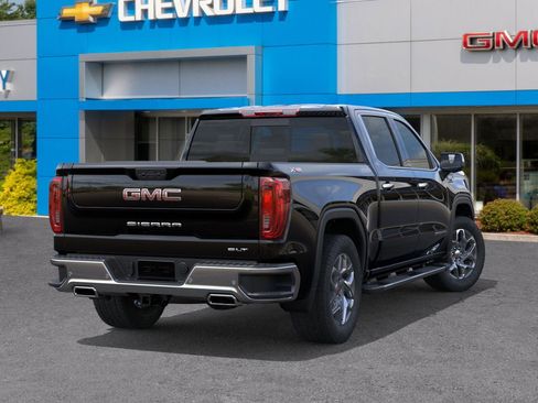 New 2026 GMC Sierra 1500 SLT image 4