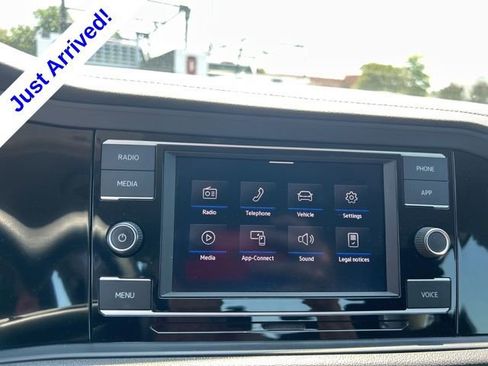 Used 2023 Volkswagen Jetta S FWD image 22
