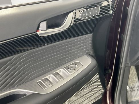 Used 2023 Hyundai Palisade Calligraphy image 18