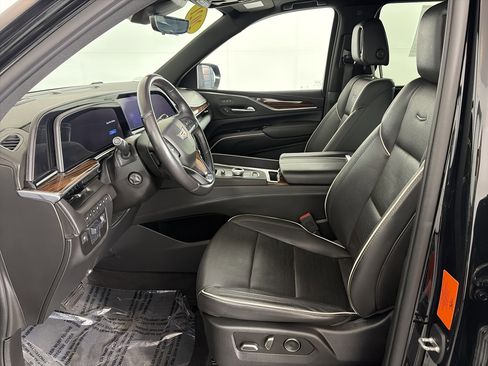 Used 2021 Cadillac Escalade Premium Luxury w/ Driver Assist Tech Package image 6