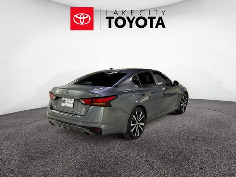 Used 2022 Nissan Altima 2.5 SR image 7