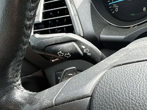 Used 2017 Ford Escape Titanium image 29