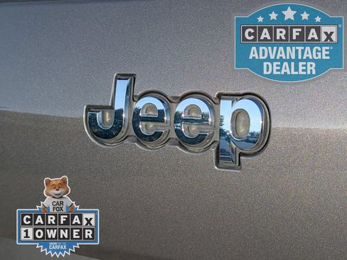 Used 2023 Jeep Grand Cherokee L Limited w/ Trailer Tow Group (B) RWD image 35