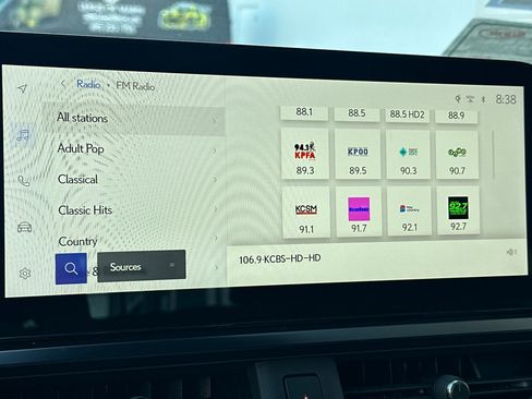 Certified 2025 Lexus UX 300h FWD w/ Accessory Package (Z2) image 24