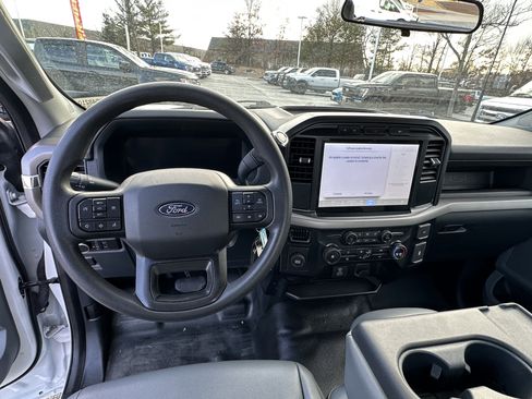 Used 2024 Ford F150 XL image 12