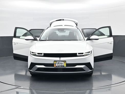 New 2025 Hyundai Ioniq 5 SEL image 31