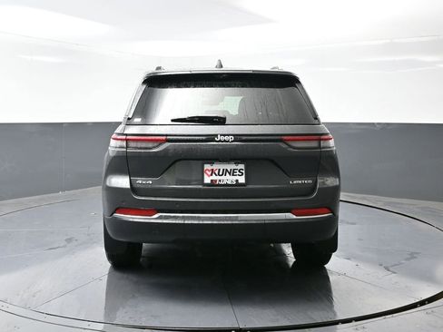 New 2025 Jeep Grand Cherokee Limited w/ Luxury Tech Group II image 8