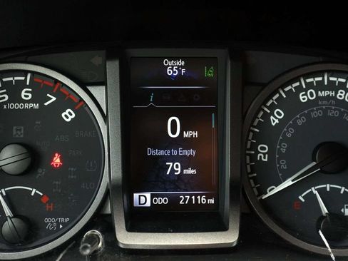 Used 2020 Toyota Tacoma TRD Off-Road w/ Technology Package AWD/4WD image 30