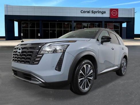 New 2026 Nissan Pathfinder Platinum AWD/4WD image 1