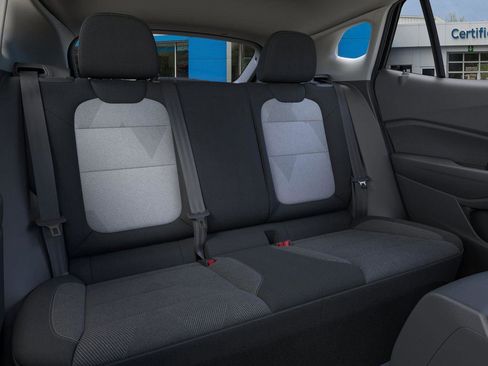 New 2026 Chevrolet Trax LS w/ LS Convenience Package image 17