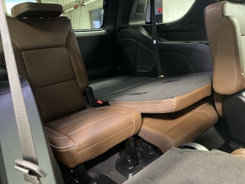 Used 2022 Chevrolet Tahoe High Country image 31