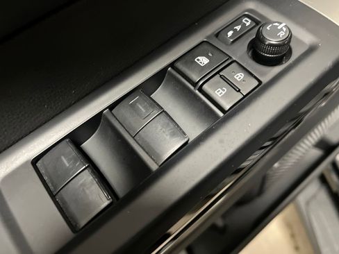 Used 2024 Toyota Tundra Limited image 13