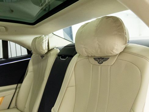 Certified 2026 Bentley Flying Spur V8 AWD/4WD image 27