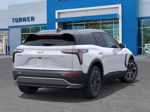 New 2025 Chevrolet Blazer EV LT image 4