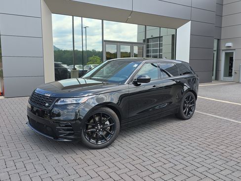 Certified 2026 Land Rover Range Rover Velar Dynamic SE AWD/4WD image 1
