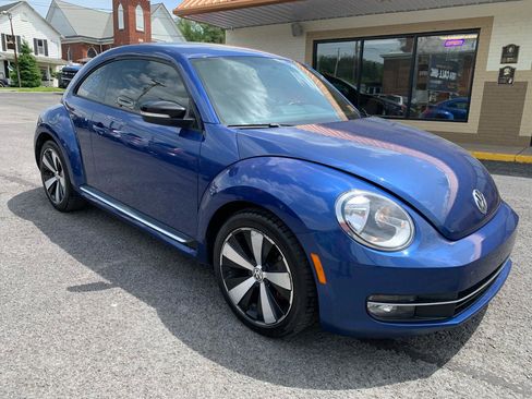 Used 2013 Volkswagen Beetle 2.0T FWD image 6
