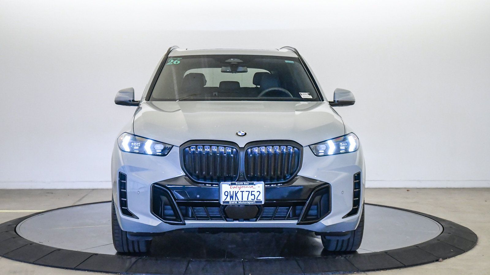Used 2026 BMW X5 xDrive40i w/ M Sport Package AWD/4WD image 7