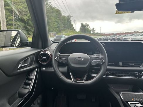 Certified 2025 Chevrolet Equinox RS w/ Safety and Technology Package AWD/4WD image 14