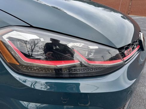 Used 2018 Volkswagen Golf S image 12