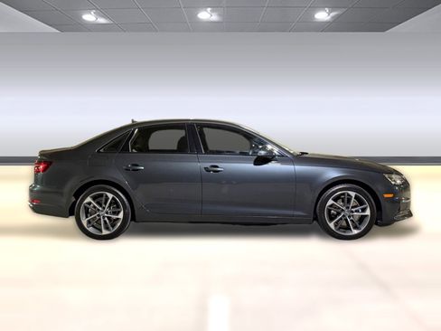 Used 2019 Audi A4 2.0T Premium image 8