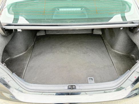 Used 2021 Toyota Camry SE image 29