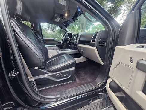 Used 2016 Ford F150 XLT w/ Equipment Group 302A Luxury AWD/4WD image 14