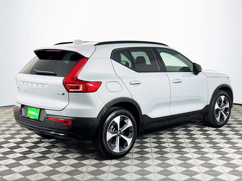 Used 2026 Volvo XC40 B5 Plus AWD/4WD image 8
