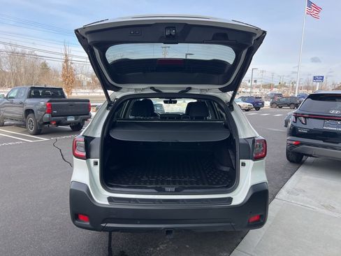 Used 2023 Subaru Outback Onyx Edition image 44