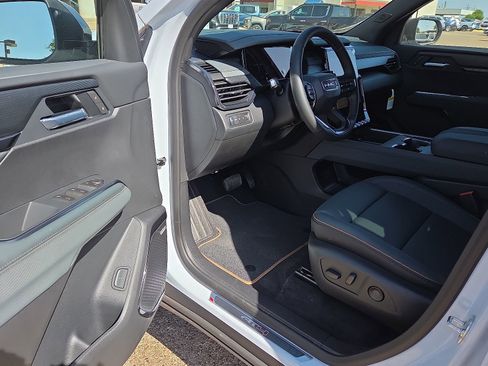 New 2026 GMC Acadia AT4 AWD/4WD image 10