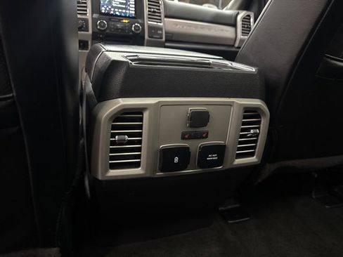 Used 2017 Ford F350 Lariat w/ Lariat Ultimate Package image 8