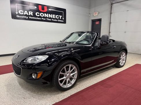 Used 2012 MAZDA MX-5 Miata Grand Touring w/ Premium Pkg RWD image 2