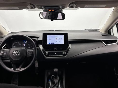 Used 2024 Toyota Corolla LE FWD image 25