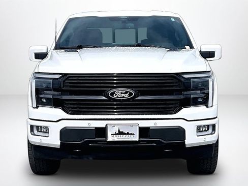 Used 2024 Ford F150 Platinum AWD/4WD image 2