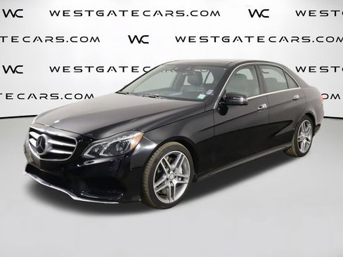 Used 2014 Mercedes-Benz E 550 4MATIC Sedan image 1