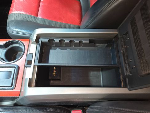 Used 2010 Ford F150 Raptor AWD/4WD image 91