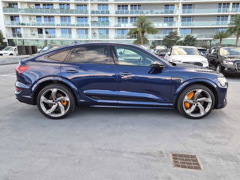 Certified 2022 Audi e-tron S Prestige w/ Prestige Package image 7